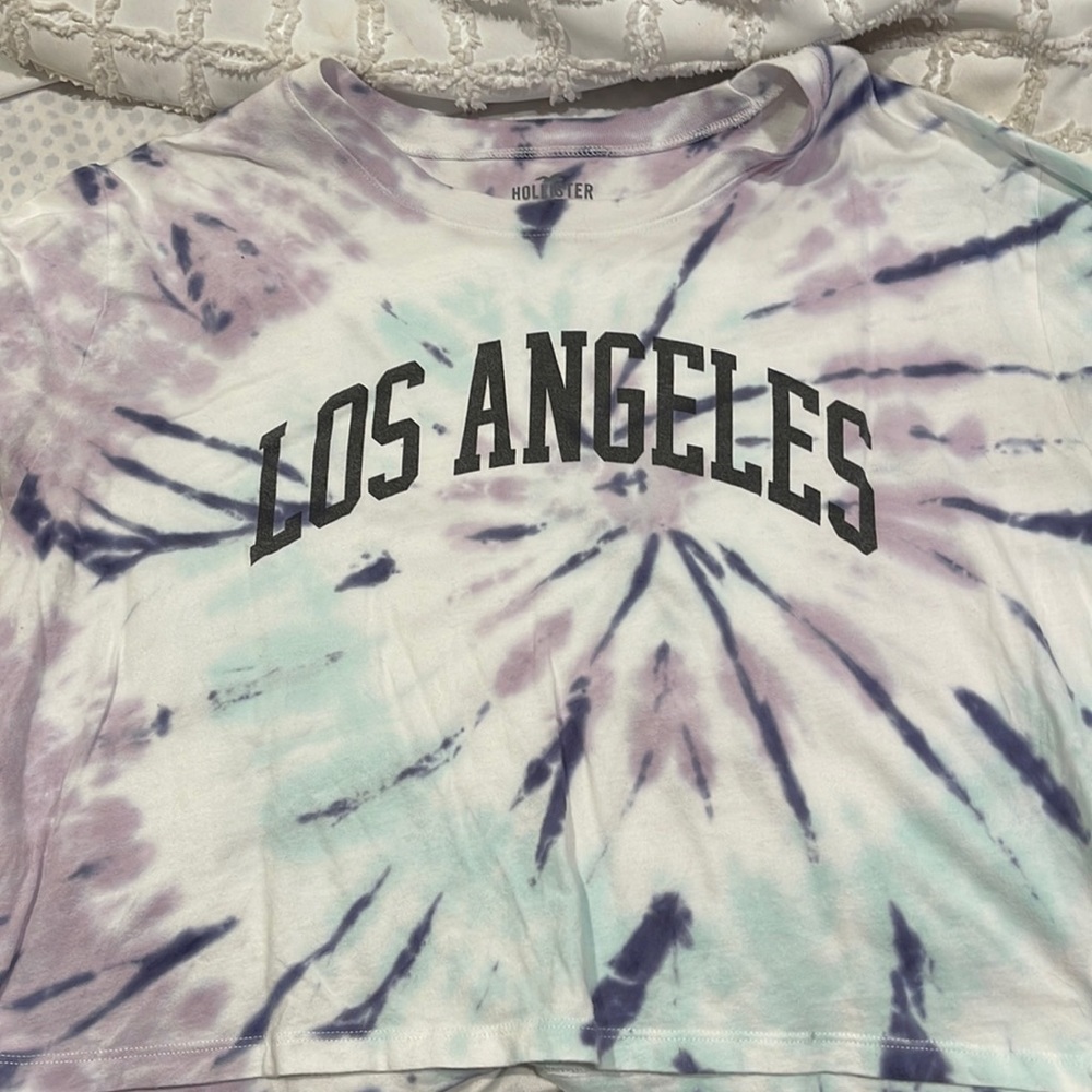 hollister tie-dye crop top